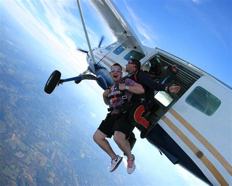 Skydive sussex - What it costs. Jump tickets at 25 USDto 13500ft. Skydive Sussex is NOW OPEN FOR THE 2013 SEASON UNDER NEW OWNERSHIP! Cessnas to start, with a turbine in the works for 2014. Come see the beautiful countryside from a whole new perspective and Jump Sussex today! 